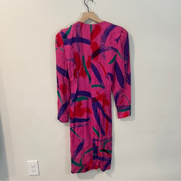 Flora Kung Vintage Silk Jacquard Floral Print Faux Wrap V‎ Neck Midi Dress - Picture 2 of 16